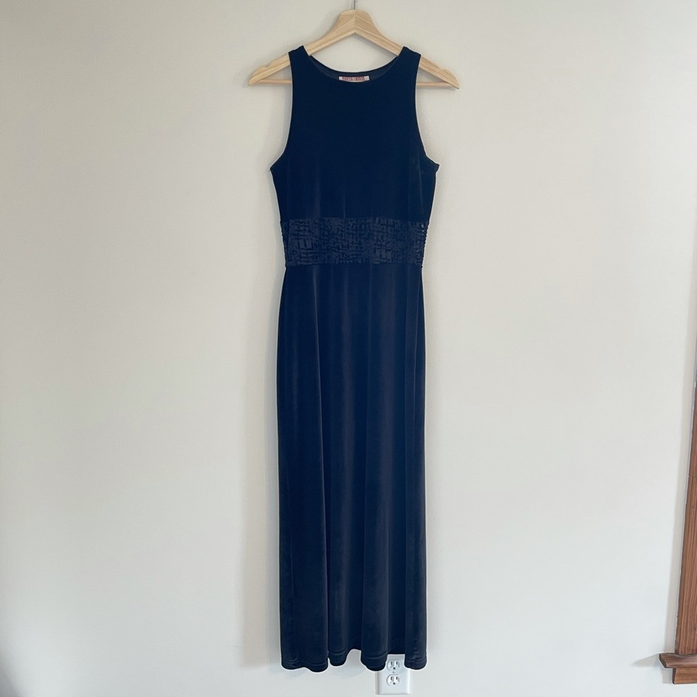 Velvet maxi dress with sheer waist